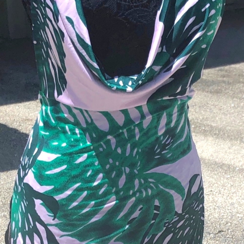 Leaf Printed Maxi Dress - Picture 4 of 5